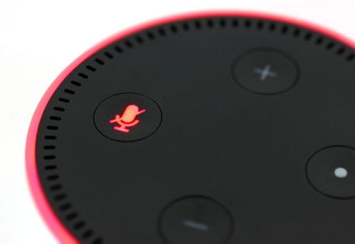 “Alexa” efekt: glasovni asistenti mijenjaju djetinjstva, obrazovanje, odgoj…